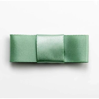 Italian Options Nœuds en satin vert sauge auto-adhésifs lot de 12 Italian Options Nœuds en satin vert sauge auto-adhésifs lot de 12