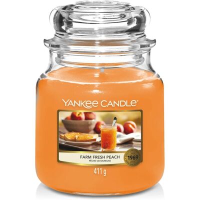Yankee Candle Farm Fresh Peach Candle - Large Jar - 623g - Orange & Green - Long-lasting Yankee Candle Farm Fresh Peach Candle - Large Jar - 623g - Orange & Green - Long-lasting