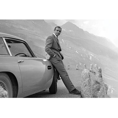 Pyramid International Affiche James Bond: Connery & Aston Martin - Poster - Publicité Pyramid International Affiche James Bond: Connery & Aston Martin - Poster - Publicité