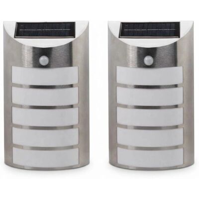 Smart Garden - PIR 100 Lumen Welcome Light Smart Garden - PIR 100 Lumen Welcome Light