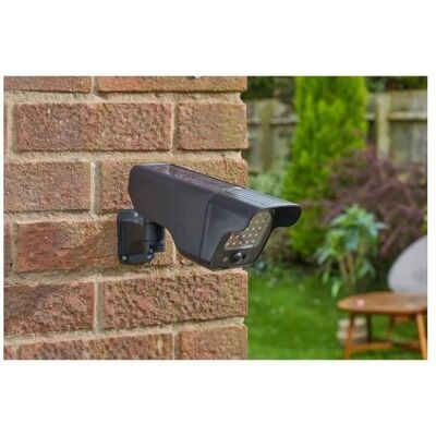 Projecteur solaire Smart Garden avec caméra leurre 280 lumens - Publicité Projecteur solaire Smart Garden avec caméra leurre 280 lumens - Publicité