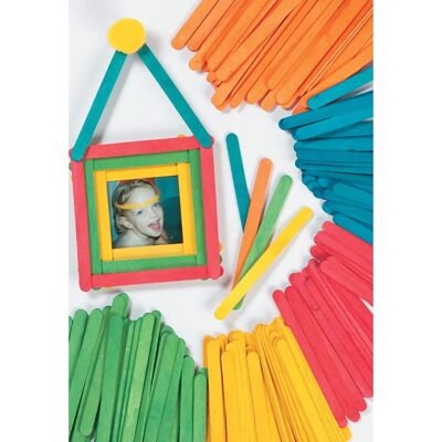 Baker Ross Houten Knutselstokjes - 200 gekleurde houten craft sticks - 6 kleuren - 11cm lang - Knutseltype Baker Ross Houten Knutselstokjes - 200 gekleurde houten craft sticks - 6 kleuren - 11cm lang - Knutseltype