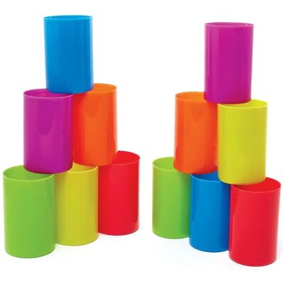 Baker Ross - FC890 - Tazas de almacenamiento de plástico multicolor - Set de 12 Baker Ross - FC890 - Tazas de almacenamiento de plástico multicolor - Set de 12