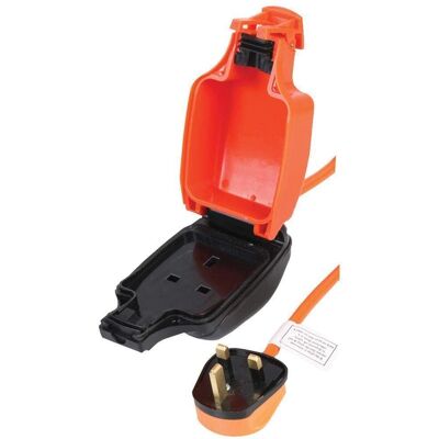 Pro Elec - 15m Weatherproof Garden Lead - Orange - 1 Socket Pro Elec - 15m Weatherproof Garden Lead - Orange - 1 Socket