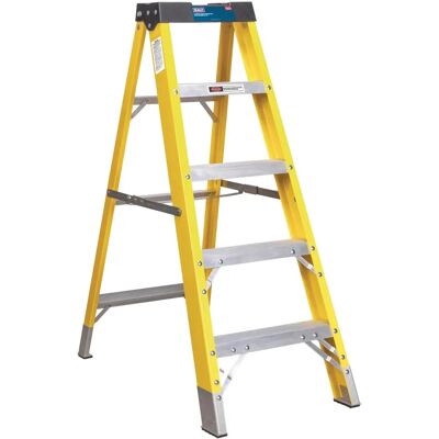 Sealey FSL5 Fibreglass Step Ladder - 4 Treads EN 131 Sealey FSL5 Fibreglass Step Ladder - 4 Treads EN 131