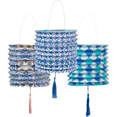 Talking Tables Souk Blaue Papierlaternen - Set mit 3 Marokkanische Hängevorrichtungen Talking Tables Souk Blaue Papierlaternen - Set mit 3 Marokkanische Hängevorrichtungen