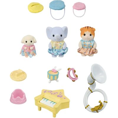 Sylvanian Families 5817 Doll - Articulated, Colorful, Instruments Sylvanian Families 5817 Doll - Articulated, Colorful, Instruments