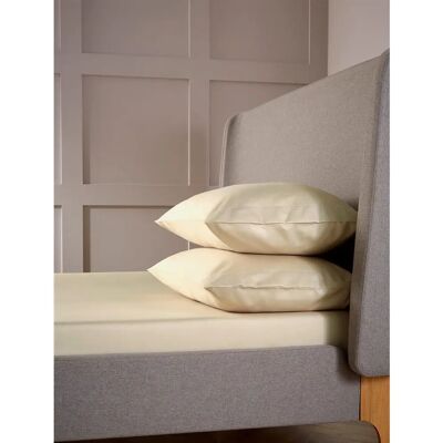 Christy 400TC Luxury Cotton Sateen Super King Fitted Sheet Christy 400TC Luxury Cotton Sateen Super King Fitted Sheet