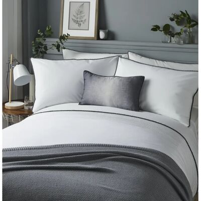 Ensemble de housse de duvet double Serene Pom Pom - Literie blanche Ensemble de housse de duvet double Serene Pom Pom - Literie blanche