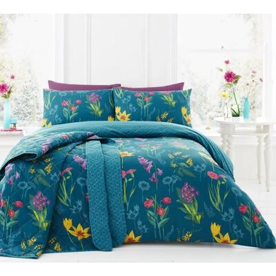 Dreams & Drapes Ingrid Floral Print Reversible Duvet Cover Set - Super King Dreams & Drapes Ingrid Floral Print Reversible Duvet Cover Set - Super King