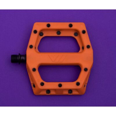 Pedali bici DMR V11 - Arancione - Piatto - 11 Perno Pedali bici DMR V11 - Arancione - Piatto - 11 Perno