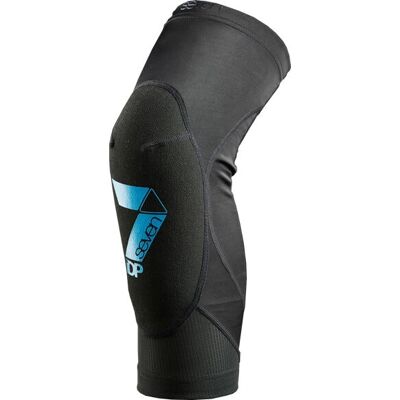 Genouillères 7iDP Transition - Noir Bleu - Enduro VTT - Publicité Genouillères 7iDP Transition - Noir Bleu - Enduro VTT - Publicité