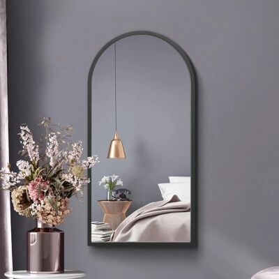 Mirroroutlet Arcus Black Metal Wall Mirror - 31x16 in Mirroroutlet Arcus Black Metal Wall Mirror - 31x16 in