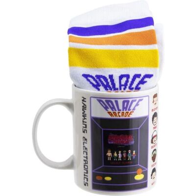 Conjunto Caneca e Meias Paladone PP9884ST - Stranger Things Arcade Conjunto Caneca e Meias Paladone PP9884ST - Stranger Things Arcade