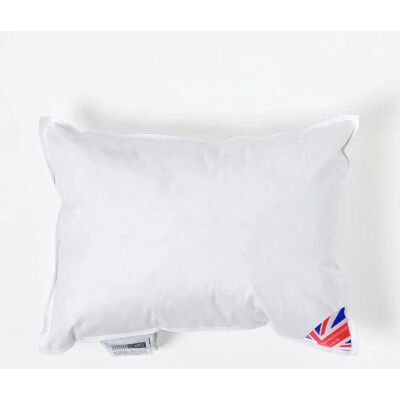 Homescapes Duck Feather Cushion Insert - 40 x 30 cm Homescapes Duck Feather Cushion Insert - 40 x 30 cm