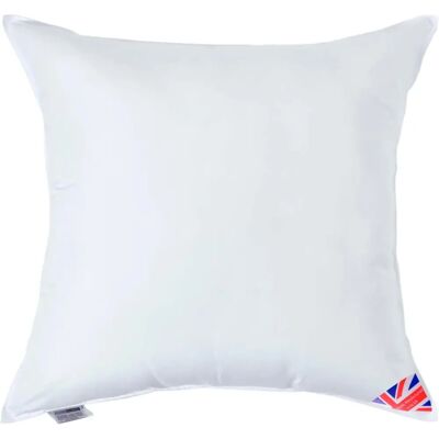Homescapes 70x70cm White Microfibre Cushion Pad - Cushion Pad Homescapes 70x70cm White Microfibre Cushion Pad - Cushion Pad