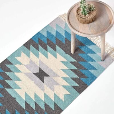 Tapis Kilim fait main Helsinki Geométrique - Couloir - Publicité Tapis Kilim fait main Helsinki Geométrique - Couloir - Publicité
