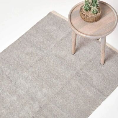 Homescapes Light Grey Cotton Rug - 100% Cotton, White Trim, 90x150cm Homescapes Light Grey Cotton Rug - 100% Cotton, White Trim, 90x150cm