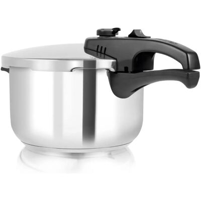 Tower T80245 Pressure Cooker - Stainless Steel, 3L, Steamer Basket Tower T80245 Pressure Cooker - Stainless Steel, 3L, Steamer Basket