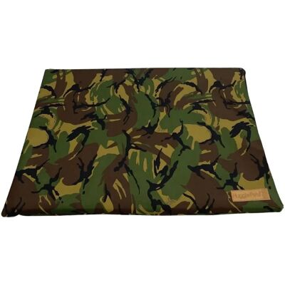 HugglePets Waterproof Green Medium Dog Mat HugglePets Waterproof Green Medium Dog Mat