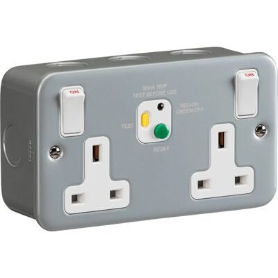 Knightsbridge M9rcd Typ A RCD - Metallsteckdose für Innen Knightsbridge M9rcd Typ A RCD - Metallsteckdose für Innen