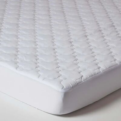 Homescapes Euro Single 90x200cm Luxury Triple Fill Mattress Protector - Mattress Protector Homescapes Euro Single 90x200cm Luxury Triple Fill Mattress Protector - Mattress Protector