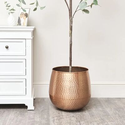 Melody Maison Large Copper Hammered Metal Planter - Planter Melody Maison Large Copper Hammered Metal Planter - Planter