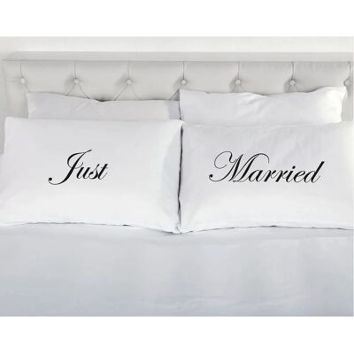 60 SECOND MAKEOVER - Just Married - White - Pillowcase 60 SECOND MAKEOVER - Just Married - White - Pillowcase