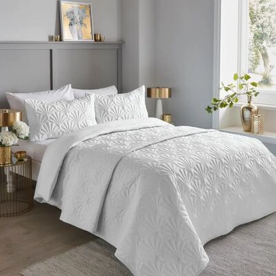 Serene Cavali Microfibre Duvet Cover Set - Super King - White Serene Cavali Microfibre Duvet Cover Set - Super King - White