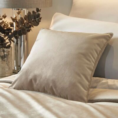 Soiree Melanie Velvet Square Cushion - Cushion Soiree Melanie Velvet Square Cushion - Cushion