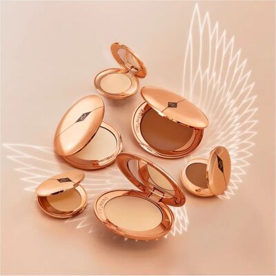Charlotte Tilbury Medium Nachfüllung - Puder - Perfektes Finish Charlotte Tilbury Medium Nachfüllung - Puder - Perfektes Finish