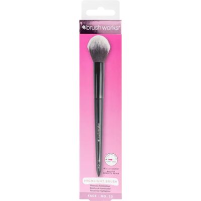 Pennello Highlighter Brushworks No. 13 - Pennello illuminante per donne Pennello Highlighter Brushworks No. 13 - Pennello illuminante per donne