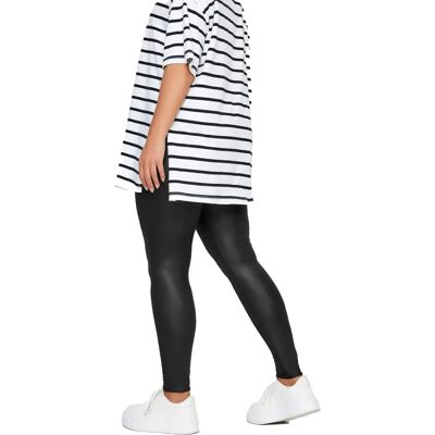 Yours Leather Look Leggings - Short 26 - Leggings in Leather Look Yours Leather Look Leggings - Short 26 - Leggings in Leather Look