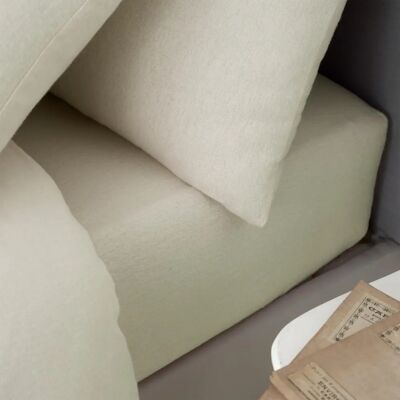 Catherine Lansfield Cream Brushed Cotton Fitted Sheet - Bed Linen Catherine Lansfield Cream Brushed Cotton Fitted Sheet - Bed Linen
