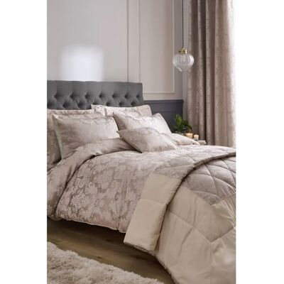 Catherine Lansfield Damask Jacquard Set - Bedding Set Catherine Lansfield Damask Jacquard Set - Bedding Set
