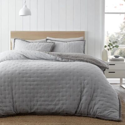 Catherine Lansfield Silver Sherpa Duvet Cover Set Catherine Lansfield Silver Sherpa Duvet Cover Set