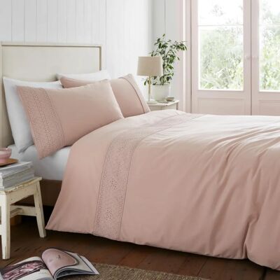 Catherine Lansfield Broderie Anglaise Easy Care Duvet Cover Bedding Set - Bedding Set Catherine Lansfield Broderie Anglaise Easy Care Duvet Cover Bedding Set - Bedding Set