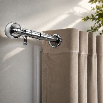 Imperial Rooms - Extendable Metal Curtain Pole 28 mm - Chrome Imperial Rooms - Extendable Metal Curtain Pole 28 mm - Chrome