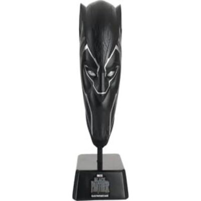 Réplique de musée du masque de Black Panther - Figurine - Publicité Réplique de musée du masque de Black Panther - Figurine - Publicité