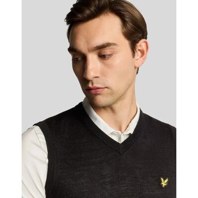 Lyle & Scott Schwarze Merino-Weste mit V-Ausschnitt - Golf & Casual Lyle & Scott Schwarze Merino-Weste mit V-Ausschnitt - Golf & Casual