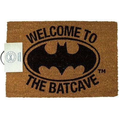 DC Comics Batman Welcome To The Bat Cave Door Mat - Tapis de porte DC Comics Batman Welcome To The Bat Cave Door Mat - Tapis de porte