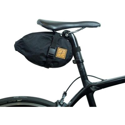 Restrap UK Wodoodporna Torba Pod Siodło - Bikepacking, Wycieczki - 4L Restrap UK Wodoodporna Torba Pod Siodło - Bikepacking, Wycieczki - 4L
