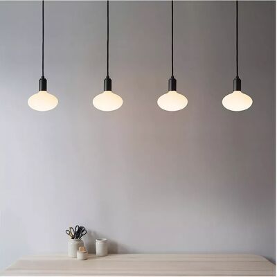 Tala Ampoule LED Ovale - Dimmable, 2700K, 6W - Publicité Tala Ampoule LED Ovale - Dimmable, 2700K, 6W - Publicité