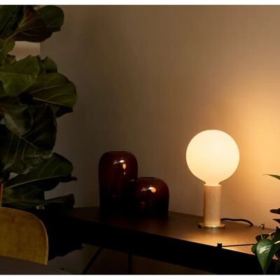 Tala Eichen-Knuckle Tischlampe - Dim-to-Warm LED - 680 Lumen Tala Eichen-Knuckle Tischlampe - Dim-to-Warm LED - 680 Lumen