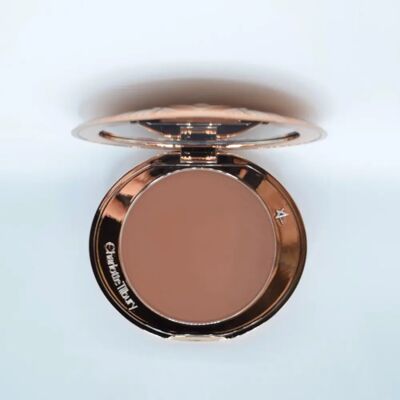 Charlotte Tilbury Deep Bronzer - Deep - Matte Bronzer For Deep Skin Tones Charlotte Tilbury Deep Bronzer - Deep - Matte Bronzer For Deep Skin Tones