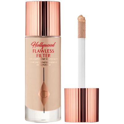 Charlotte Tilbury Medium Glow Filter - Highlighter for Women - 30ml Charlotte Tilbury Medium Glow Filter - Highlighter for Women - 30ml