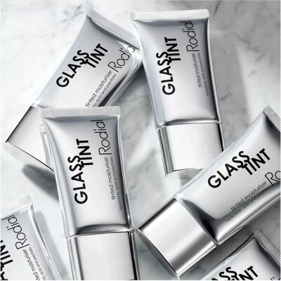 Rodial Glass Tint Feuchtigkeitscreme - Farbton 4 Rio - Feuchtigkeitscreme Rodial Glass Tint Feuchtigkeitscreme - Farbton 4 Rio - Feuchtigkeitscreme