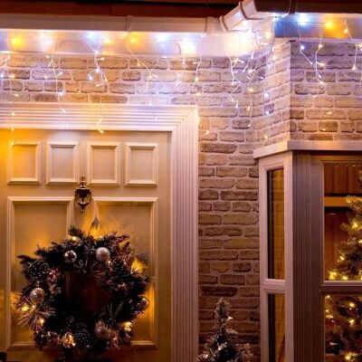 GEEZY - 200-LED Icicle Snowing Chaser - Warm White - LED icicle lights GEEZY - 200-LED Icicle Snowing Chaser - Warm White - LED icicle lights