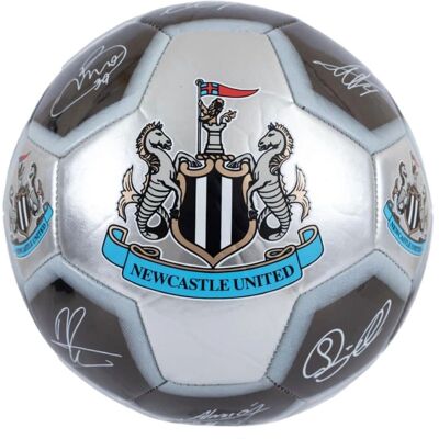 Newcastle United FC Signature Metallic Football - Football Newcastle United FC Signature Metallic Football - Football