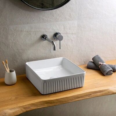Lavabo carré en céramique blanc Kamalu - Lavabo de salle de bain - Publicité Lavabo carré en céramique blanc Kamalu - Lavabo de salle de bain - Publicité